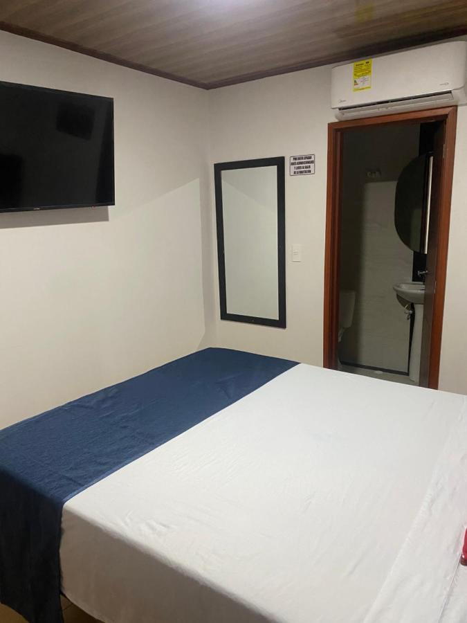 Esmeralda Hotel Girardot